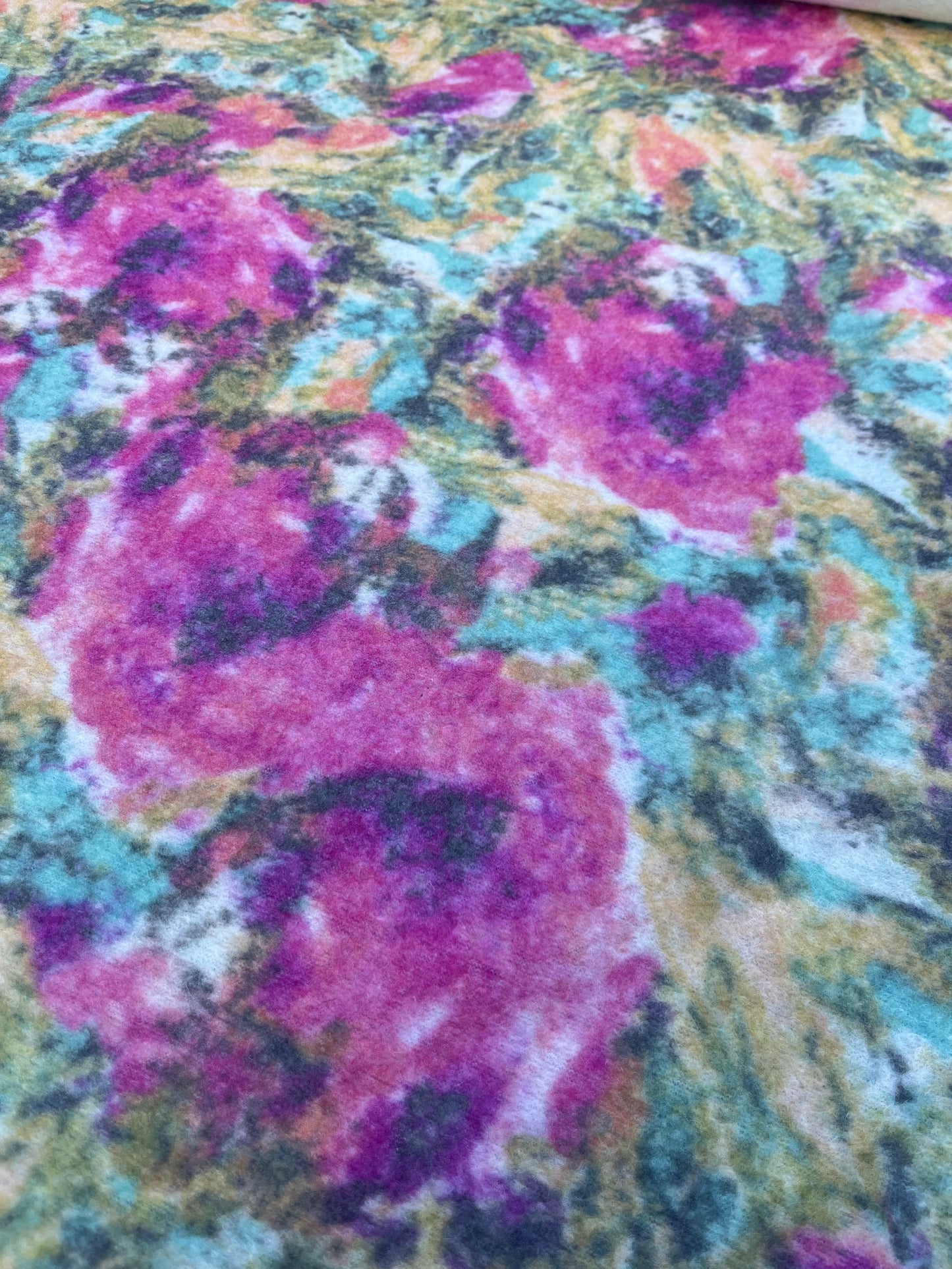 ROMA 001 boiled wool fuchsia party