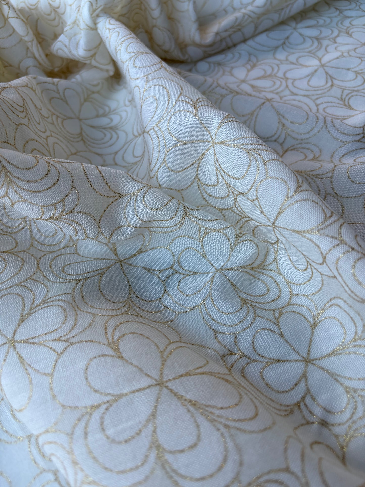 HOMER 040 cotton voile golden print
