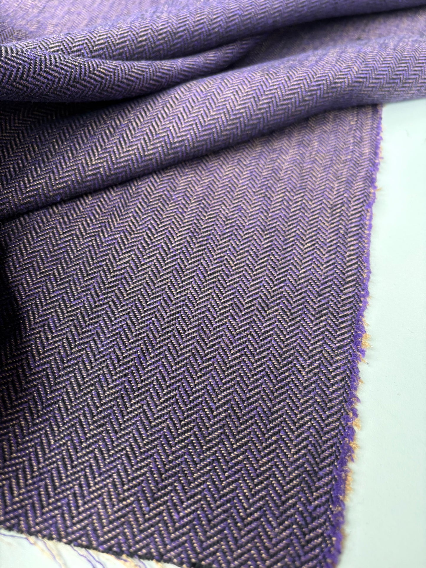 JOEL 019 wool herringbone with golden lurex
