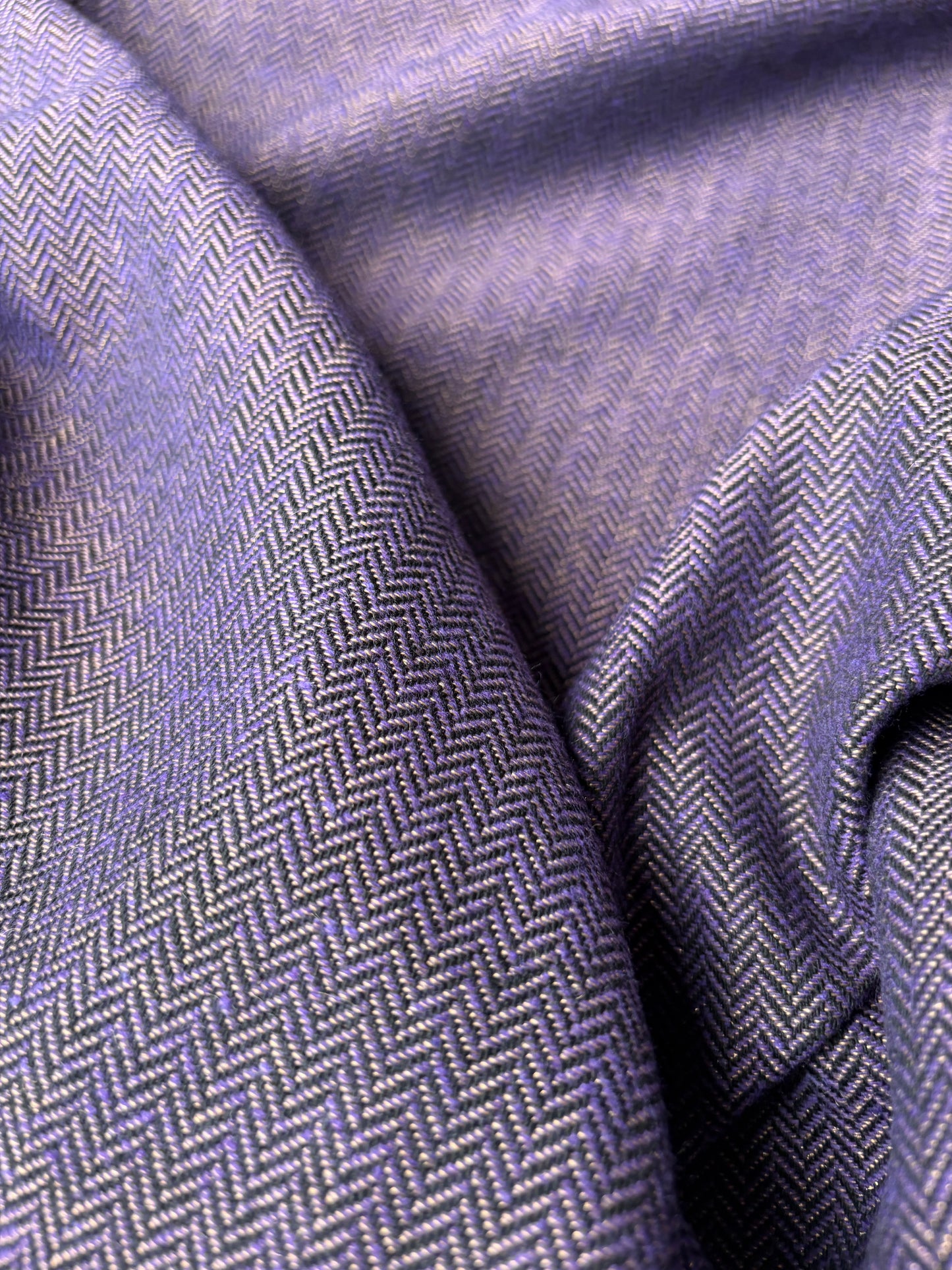 JOEL 019 wool herringbone with golden lurex