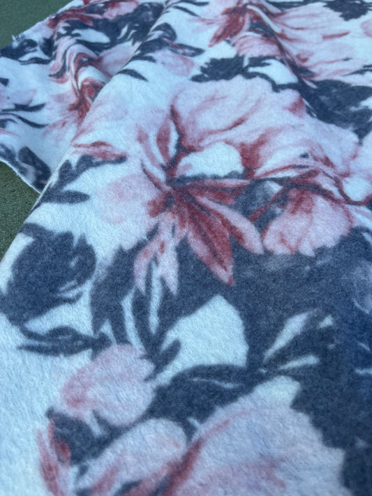 ROMA 003 boiled wool grey/pink roses