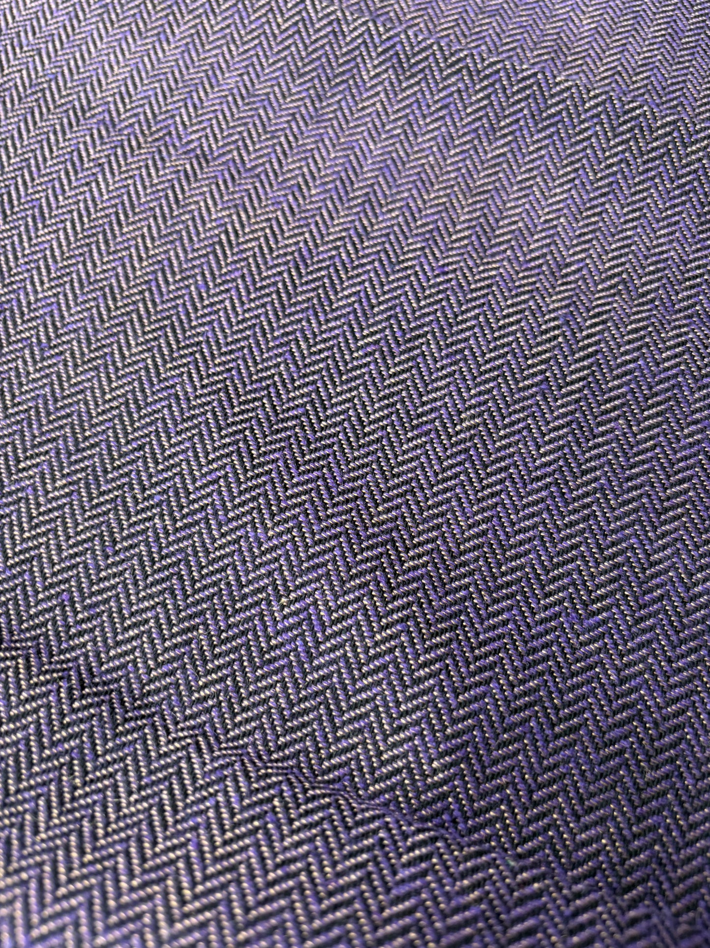 JOEL 019 wool herringbone with golden lurex