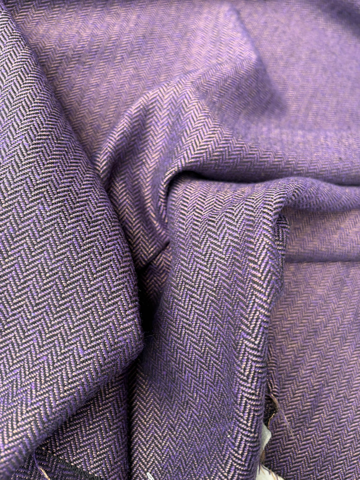 JOEL 019 wool herringbone with golden lurex