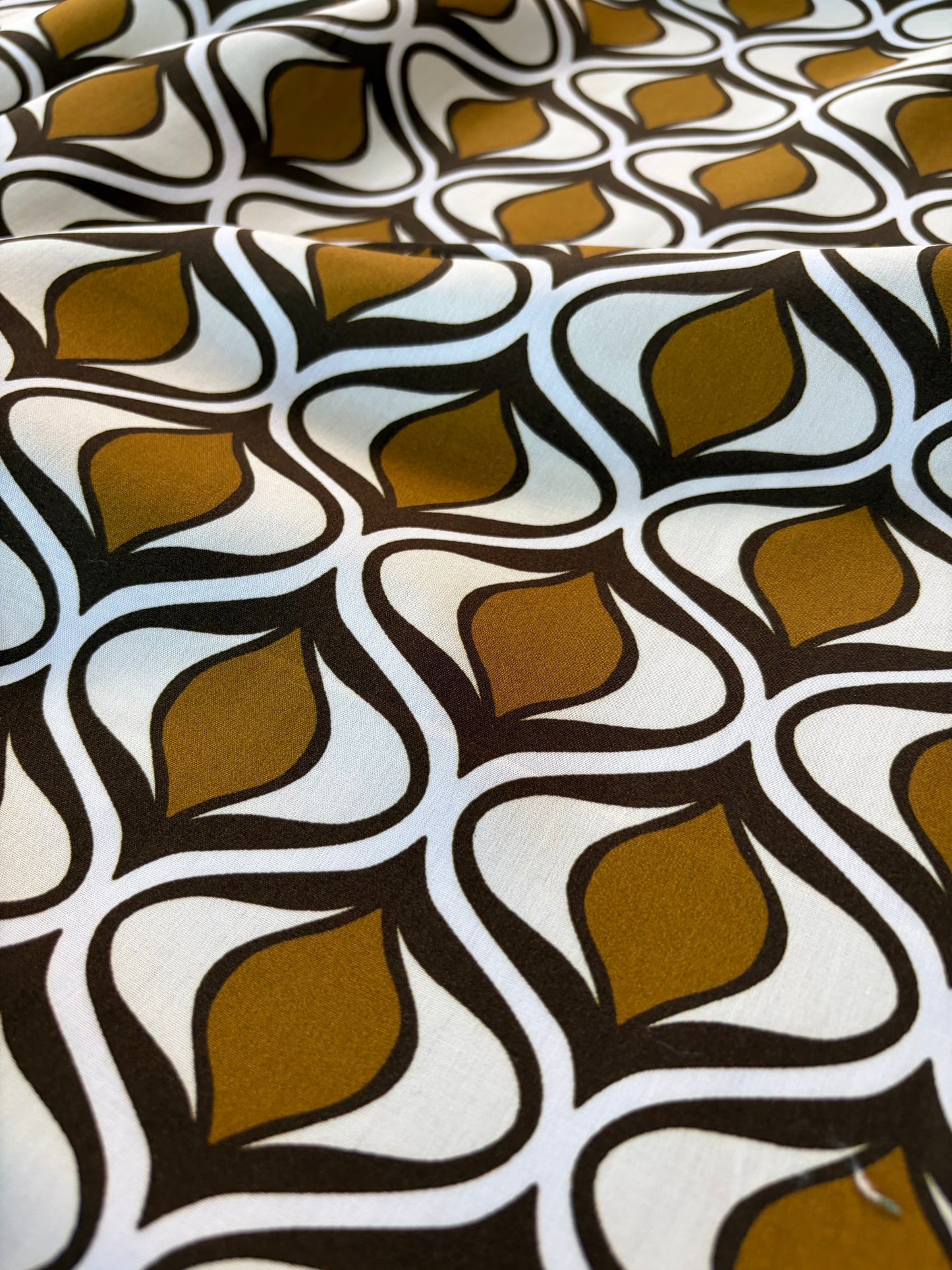 HOMER 042 cotton voile geo flowers