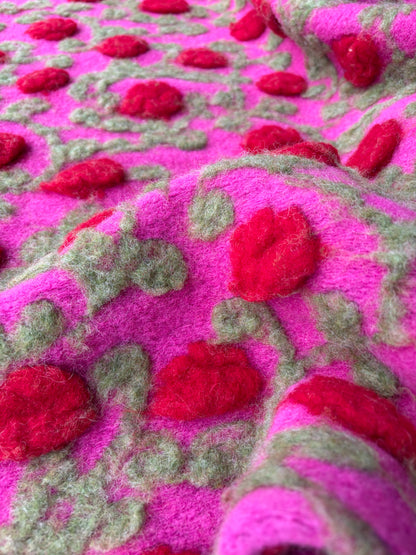 JOEL 020 heavy boiled wool with applicated flower design