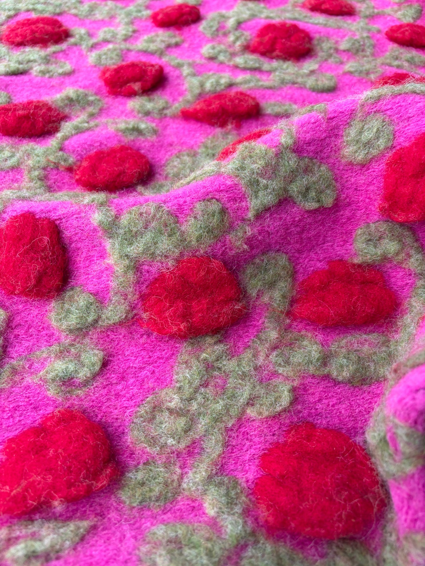 JOEL 020 heavy boiled wool with applicated flower design