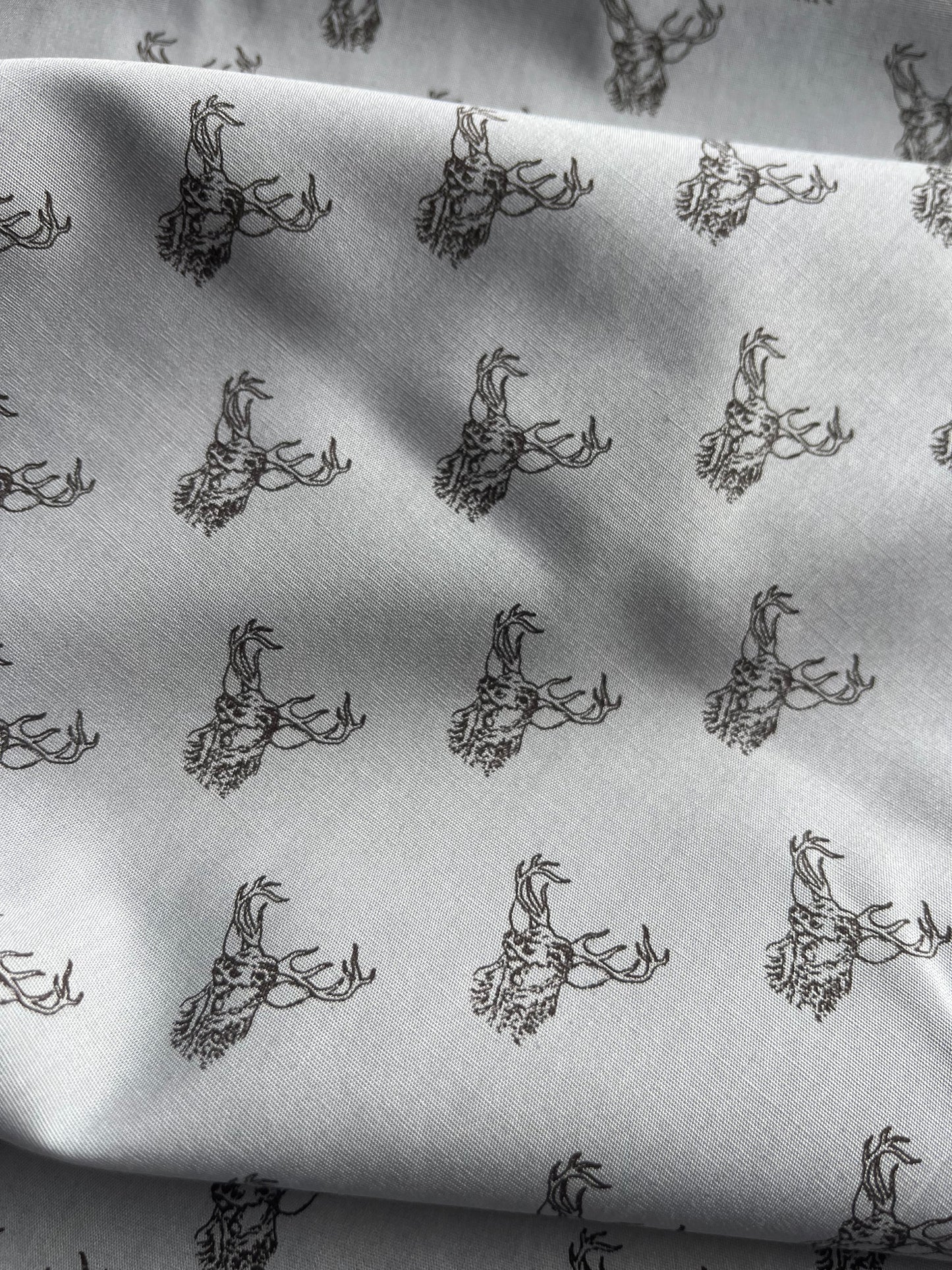 REMCO 036 cotton poplin stretch grey deers