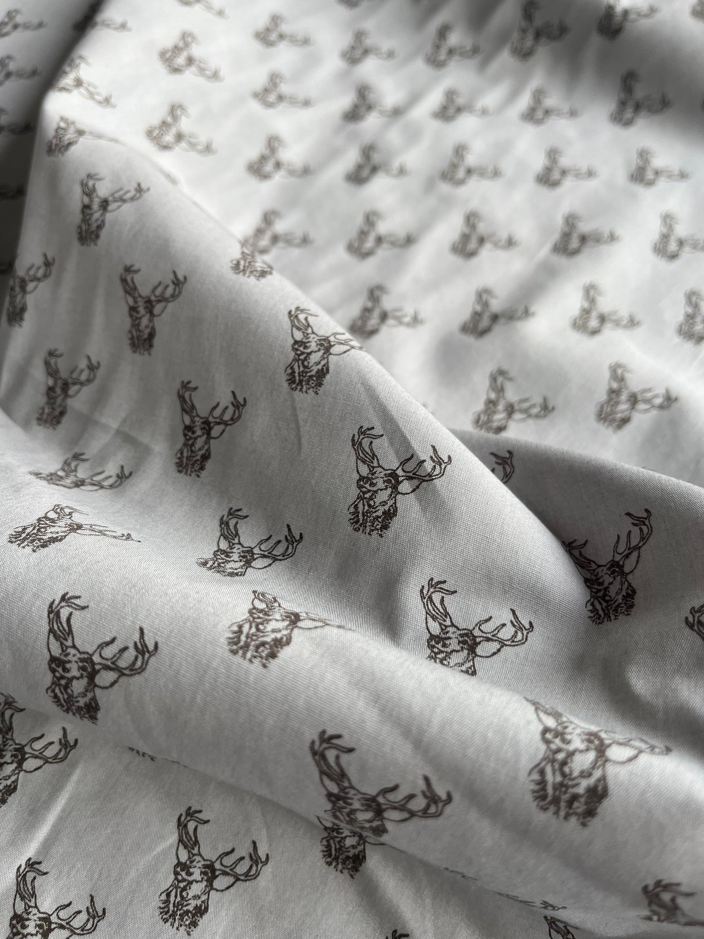 REMCO 036 cotton poplin stretch grey deers