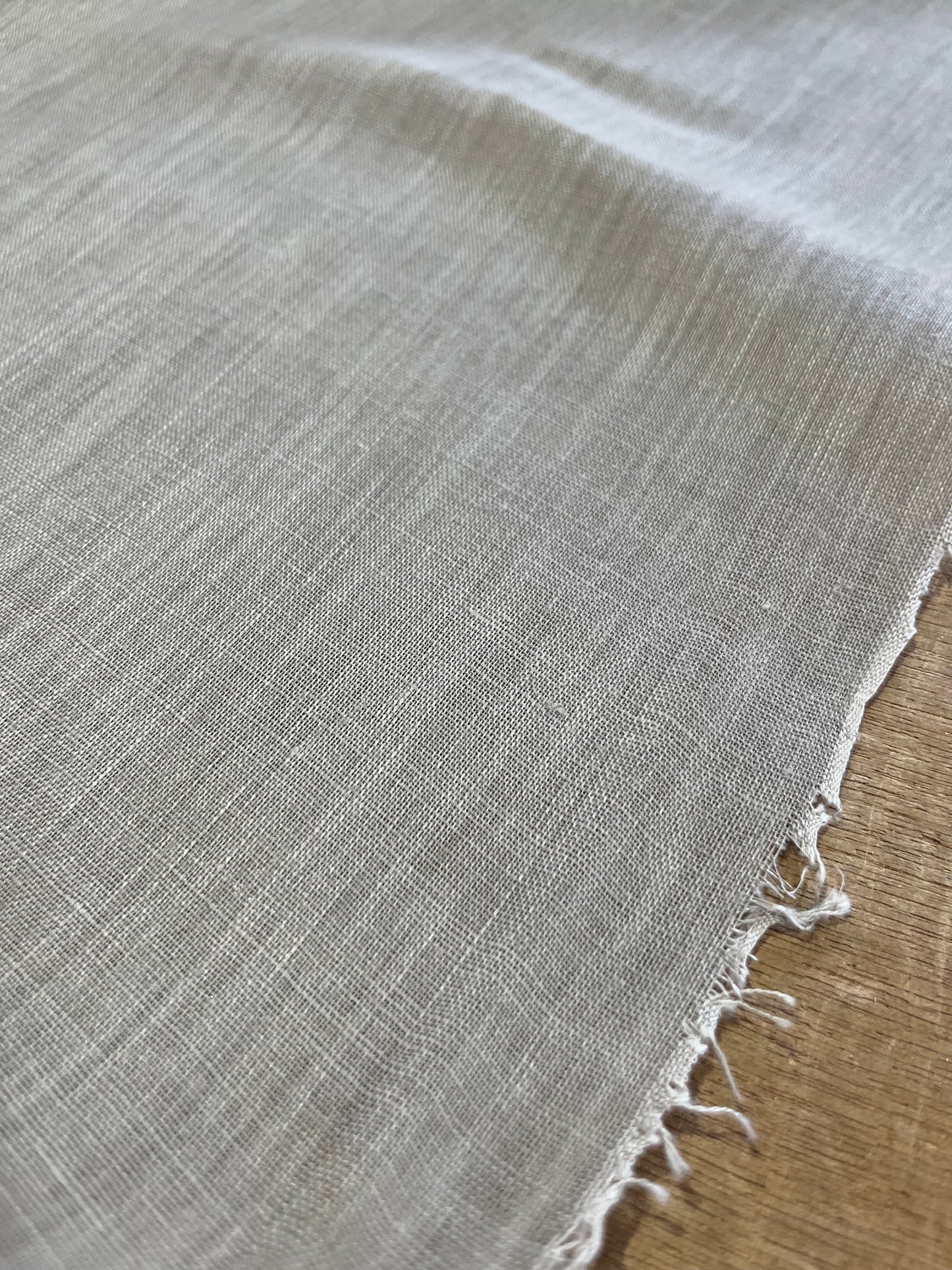 F02 CAN 302 linen sable