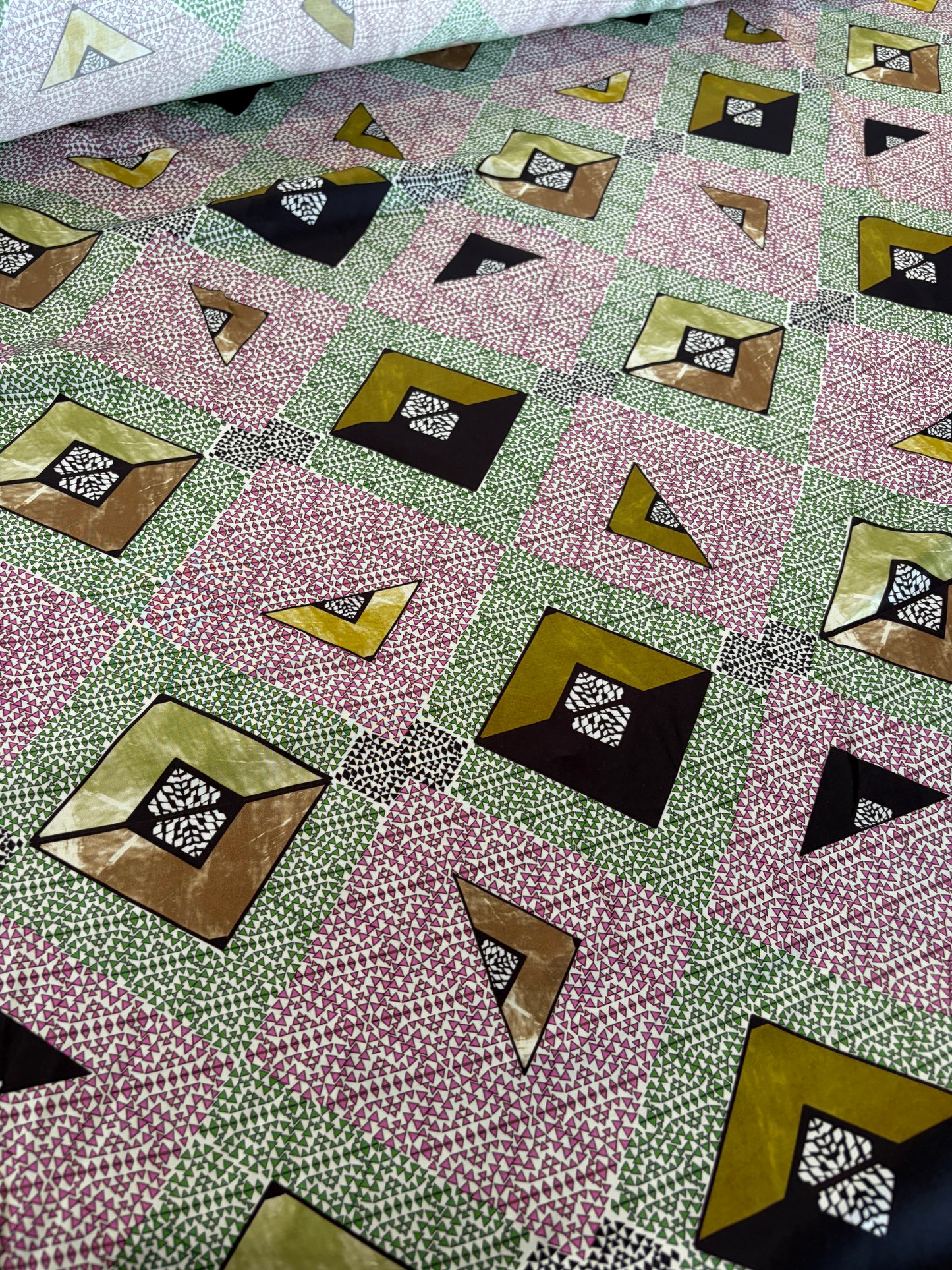 HOMER 049 viscose geometrical/ethnical  print