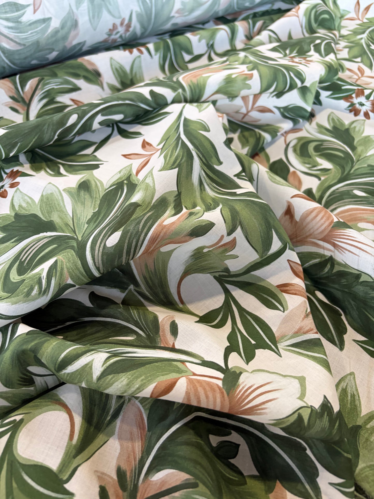 HOMER 050  cotton voile jungle leaves