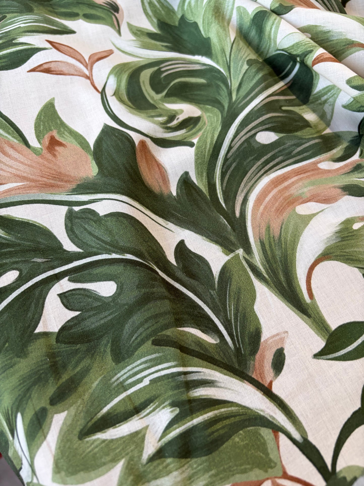 HOMER 050  cotton voile jungle leaves