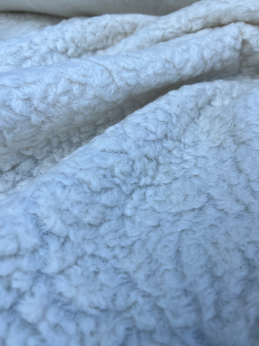 POPOL 003 heavy wool bouclette off white