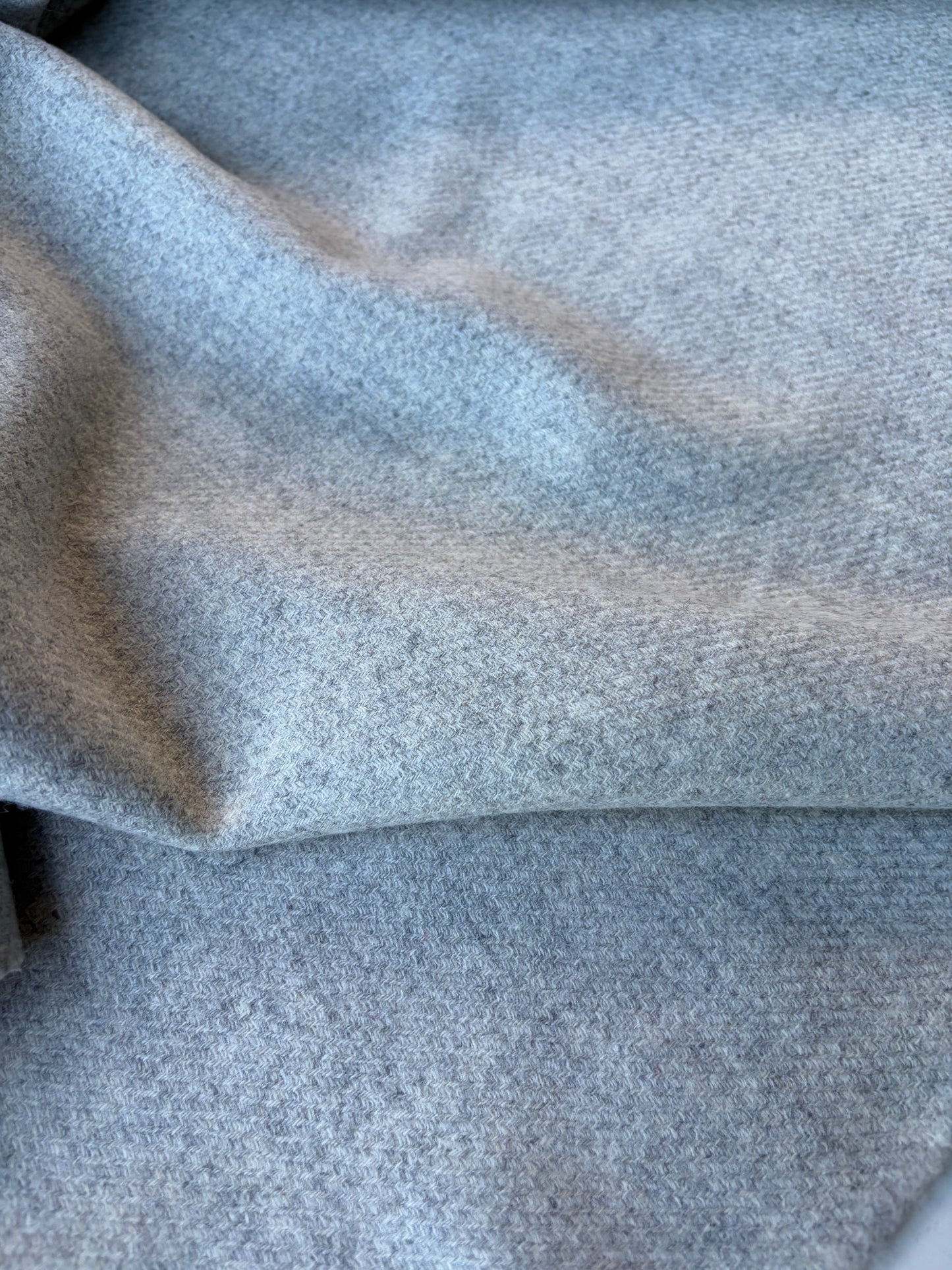 JOEL 028 silver grey wool flannel