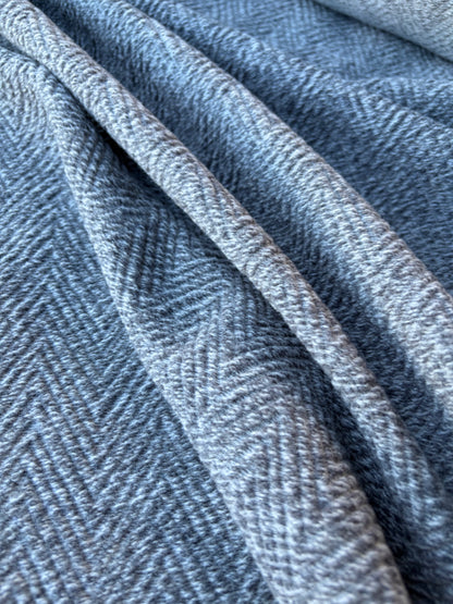 JOEL 029 light grey soft bouclette