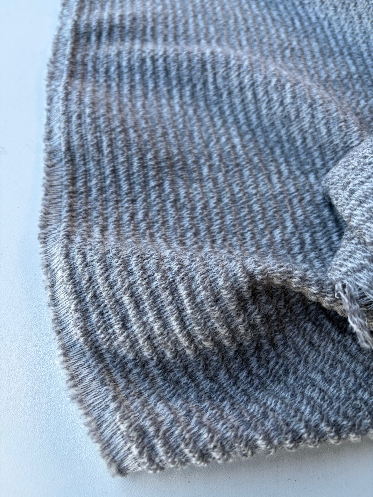 JOEL 030 light grey soft bouclette