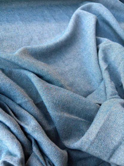 JOEL 032 petrol coloured wool/viscose