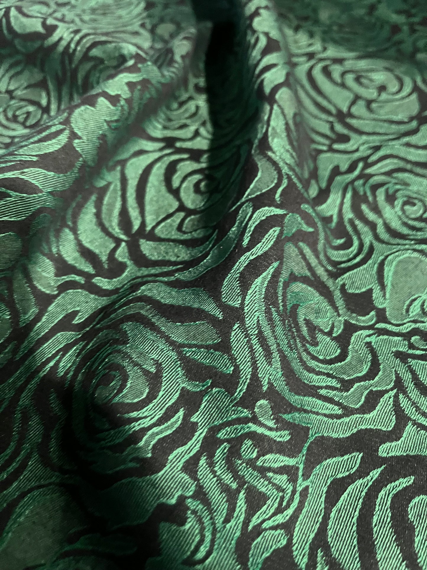 GASPARD 002 cotton stretch jacquard green roses
