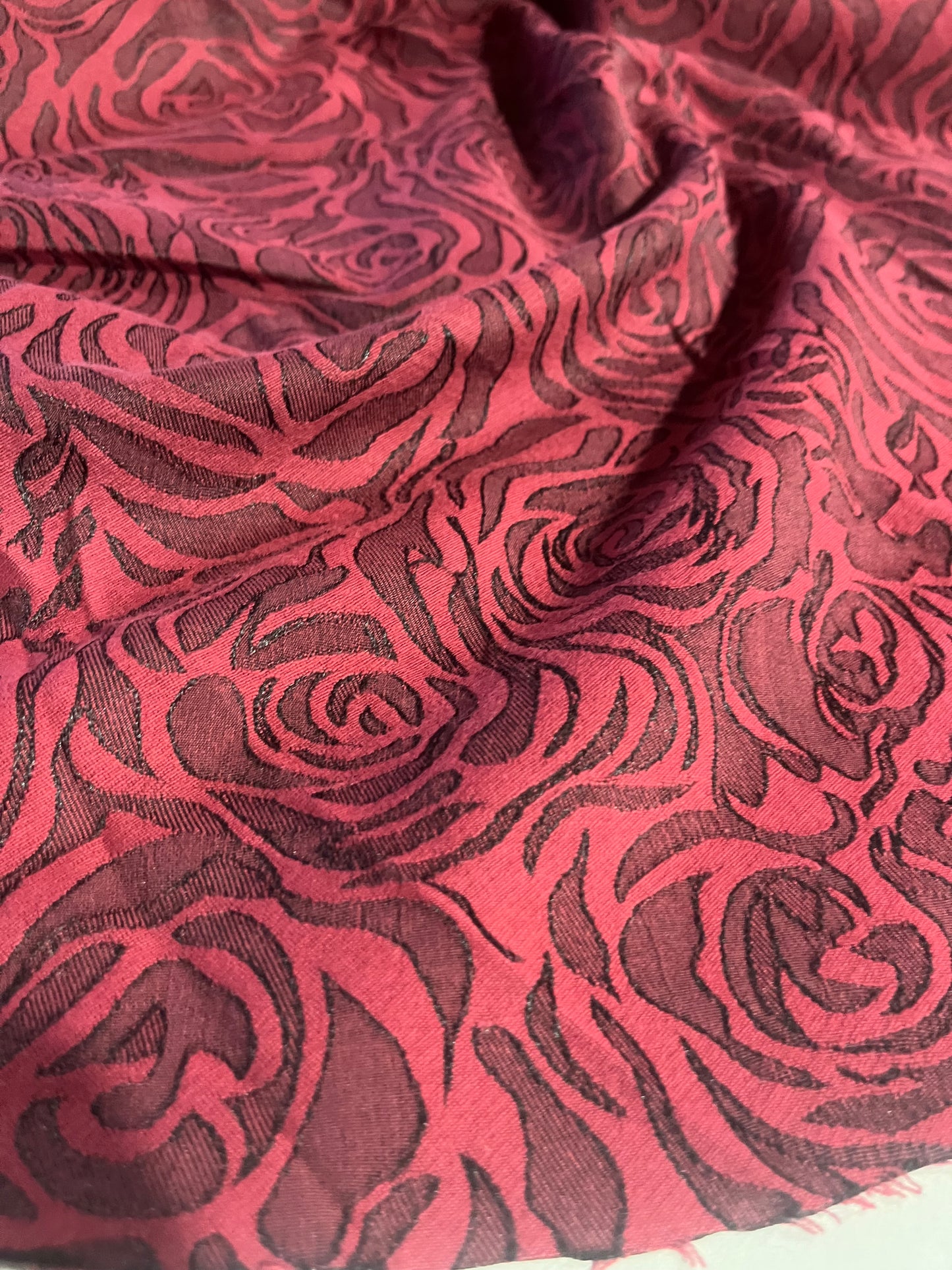 GASPARD 003 cotton stretch jacquard red roses