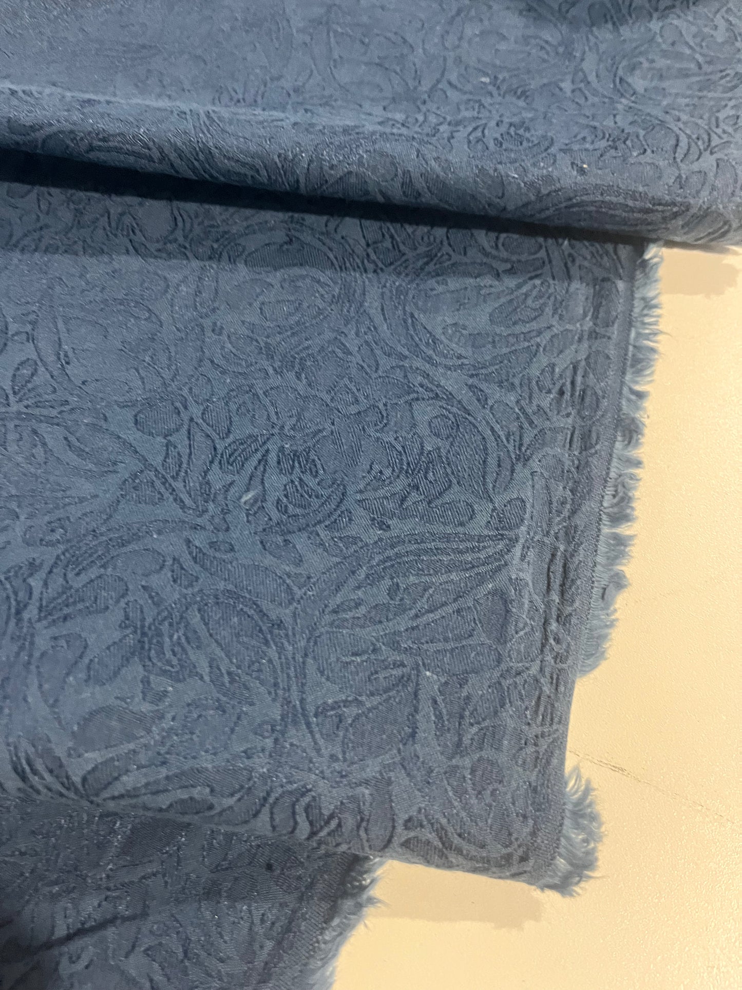 GASPARD 005 cotton stretch jacquard indigo roses