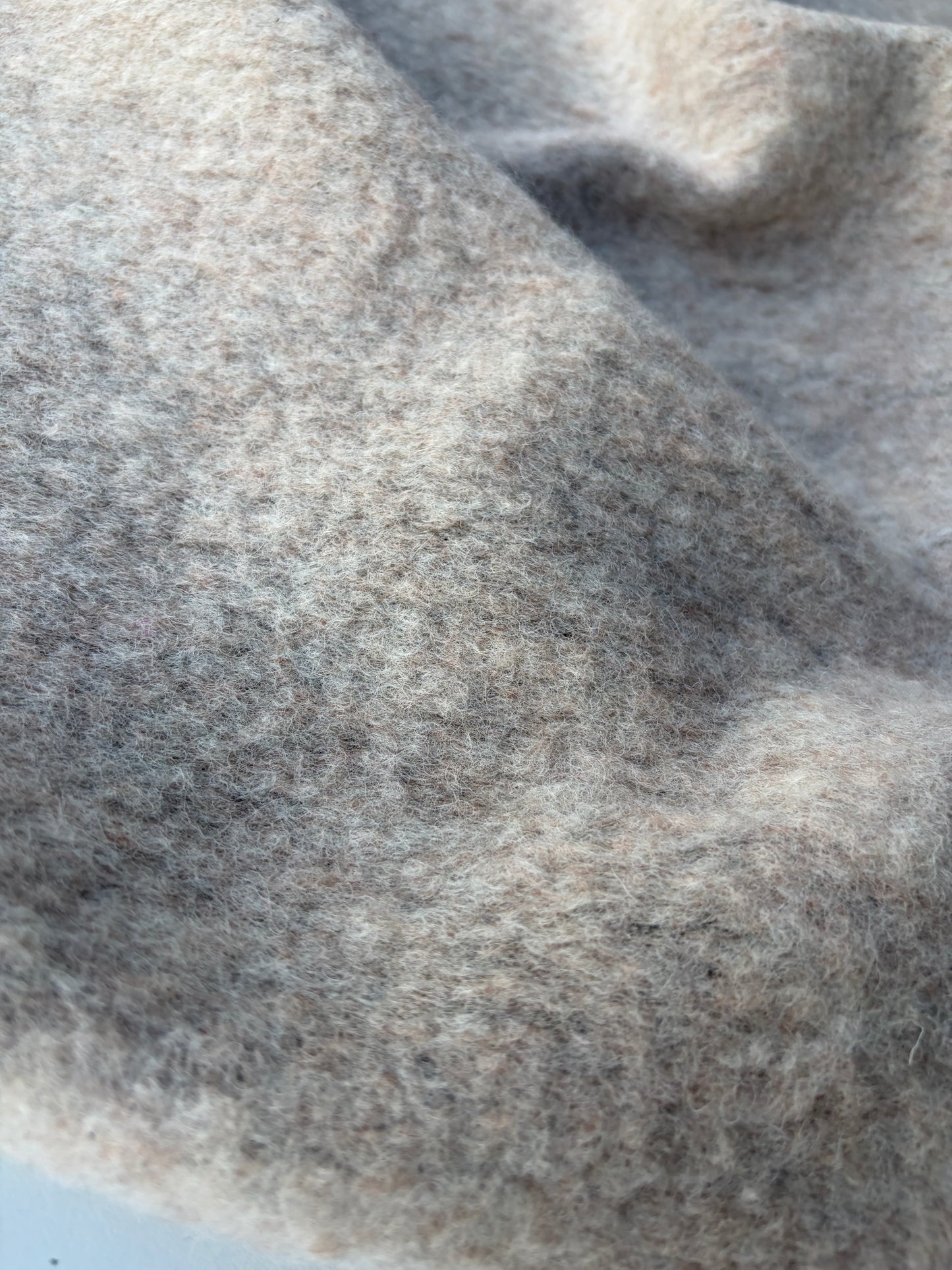 JOEL 036 mastic coloured boiled wool