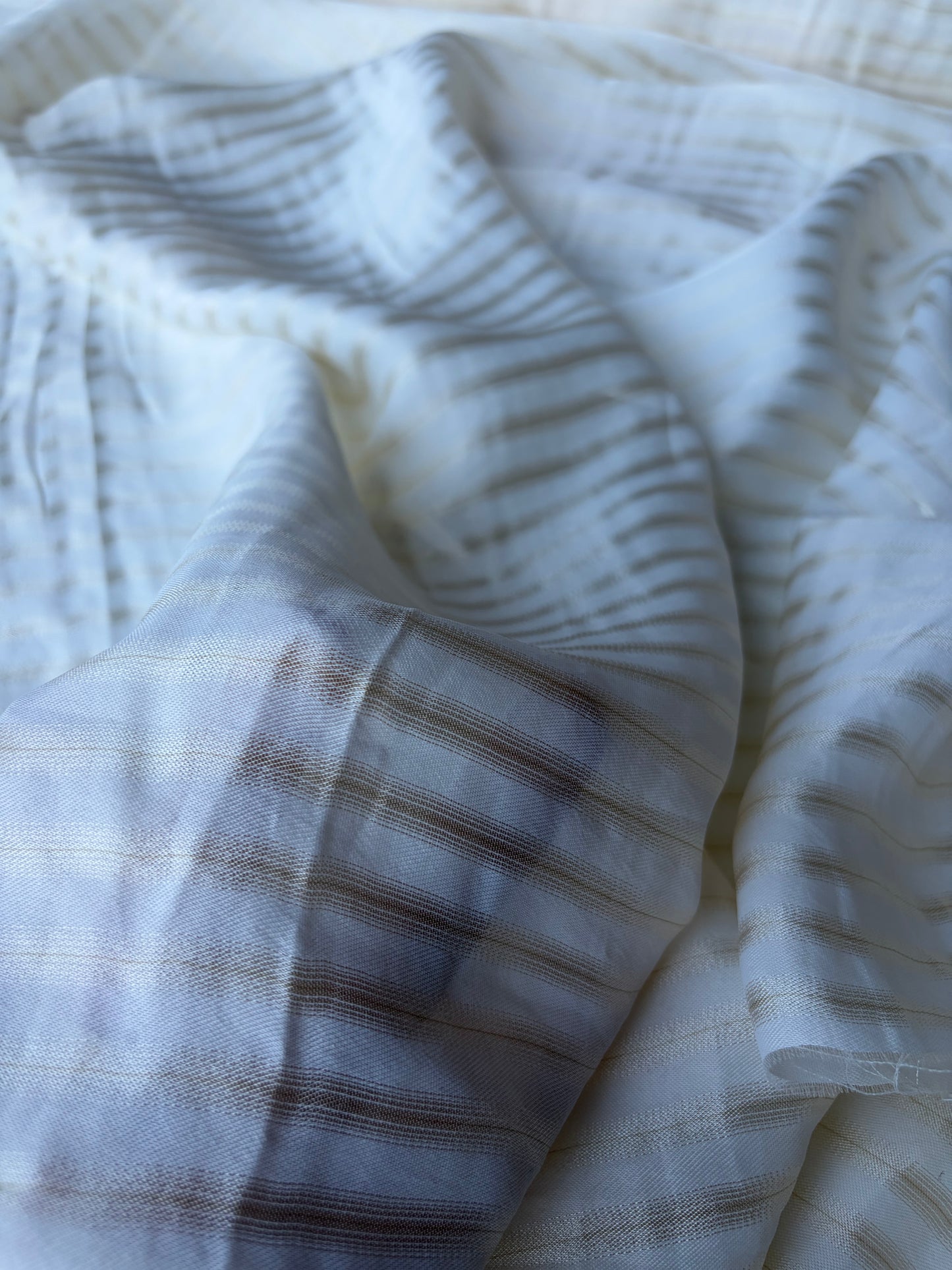 MARGE 010 viscose/silk stripes white/gold