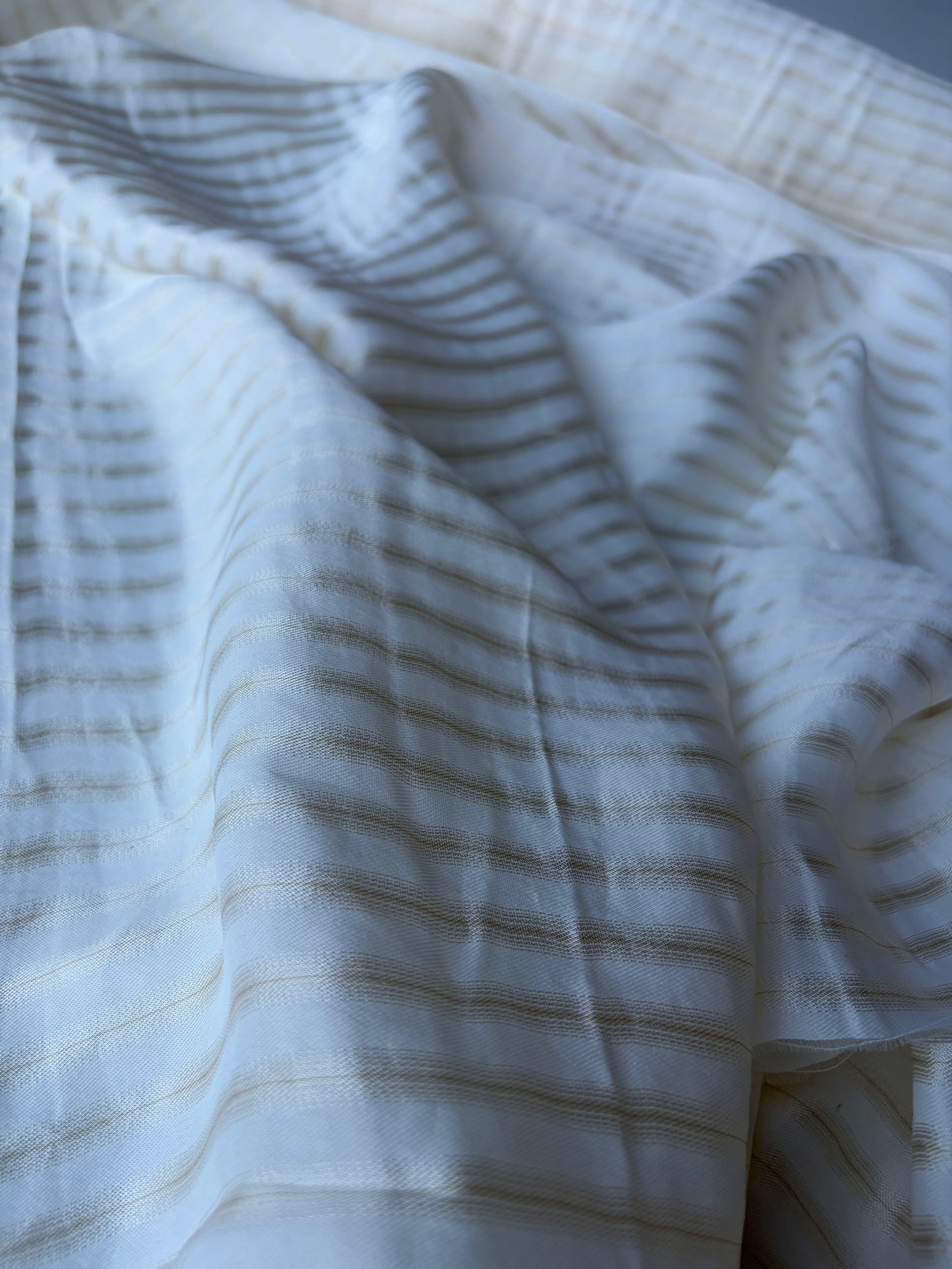 MARGE 010 viscose/silk stripes white/gold