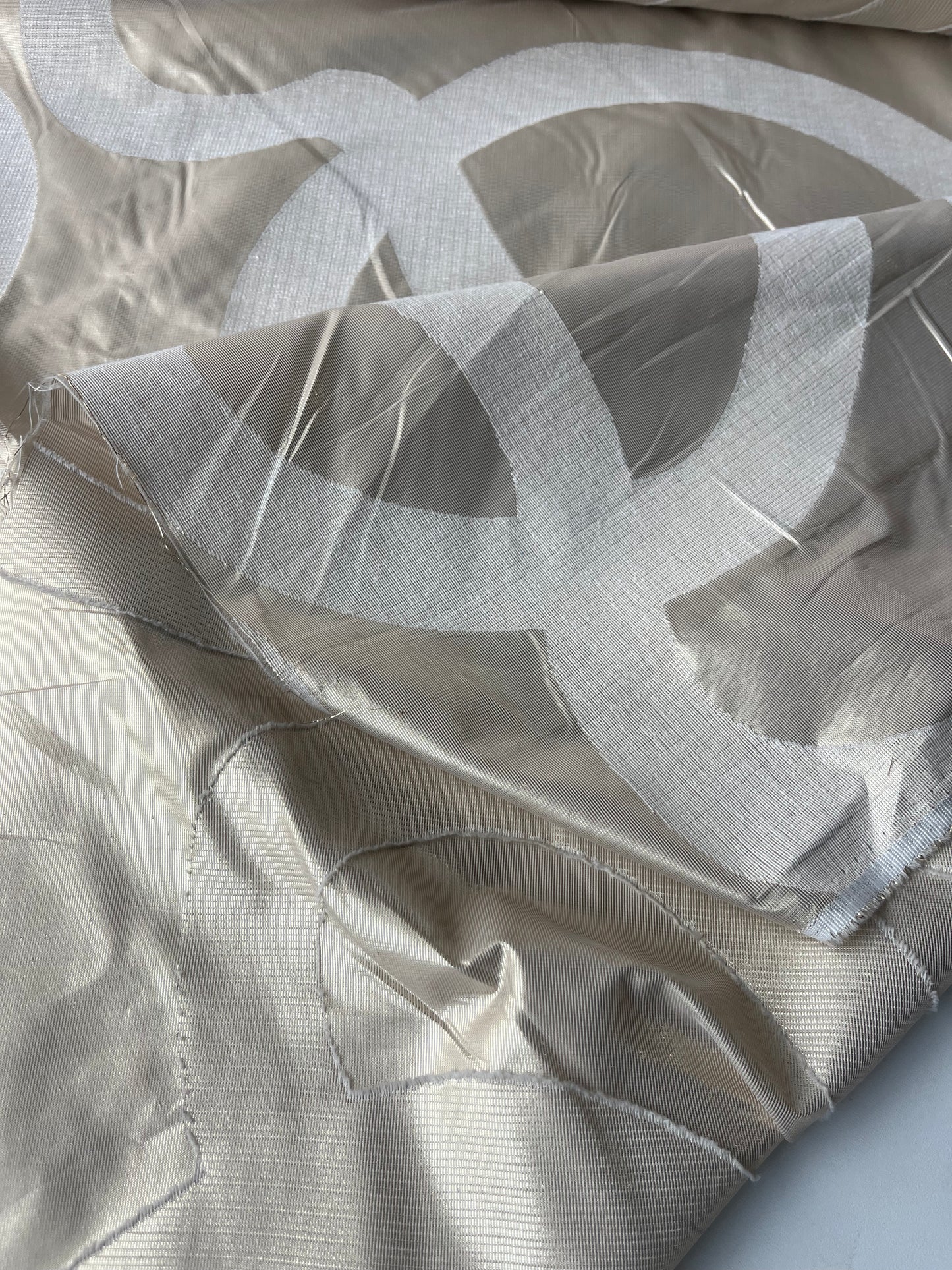 CELESTIN 015 light golden jacquard Max M.