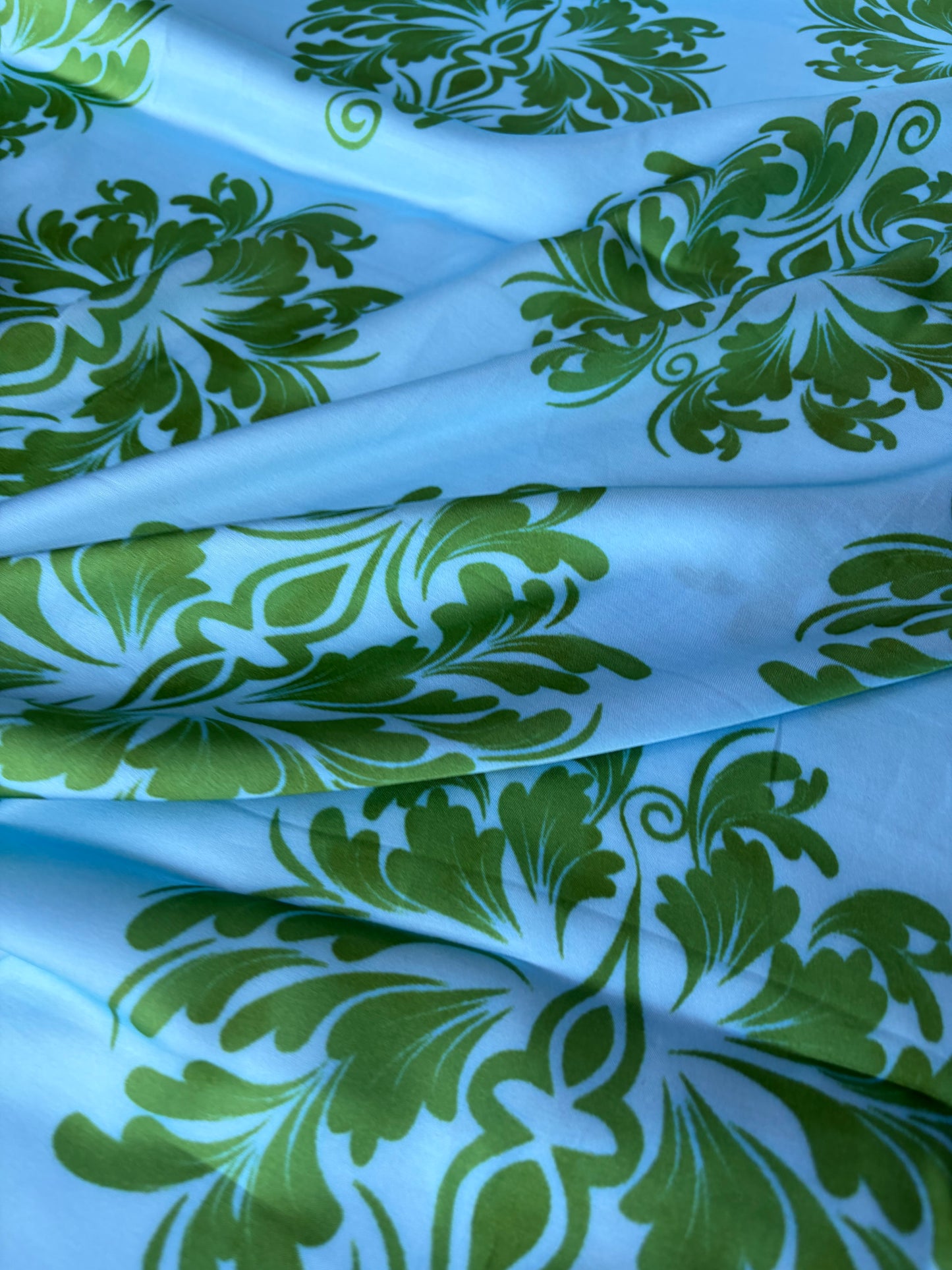 MARGE 013 viscose satin green/light blue leaves
