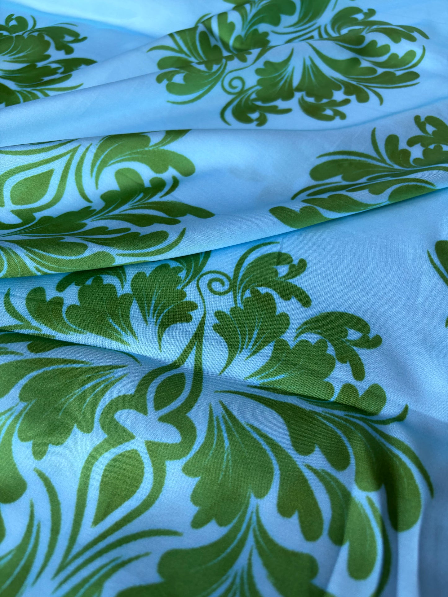 MARGE 013 viscose satin green/light blue leaves