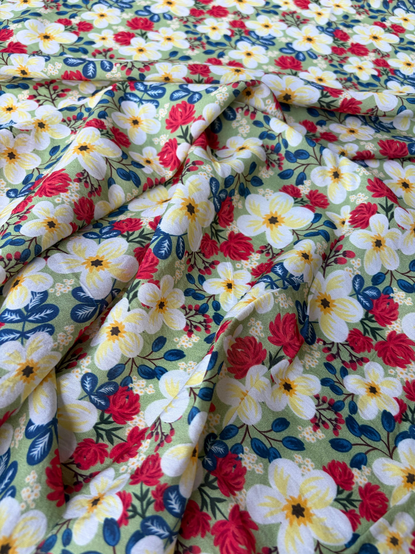 MARGE 014 viscose satin green flowerfield