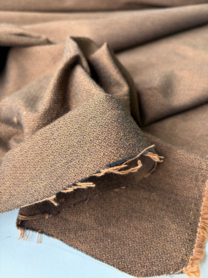 KALDEB 001 cognac coloured stretch fabric