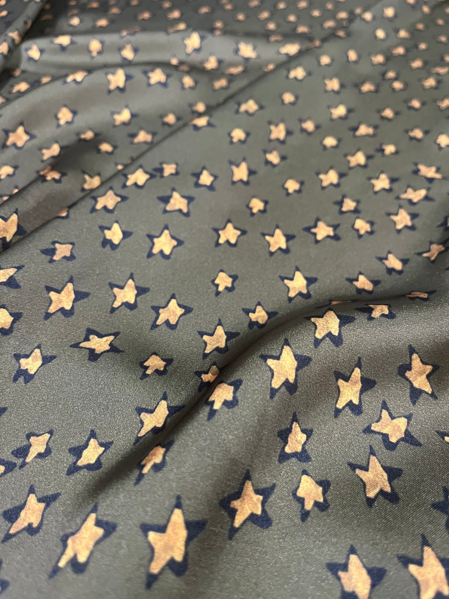 HMSTN 402 satin messy stars