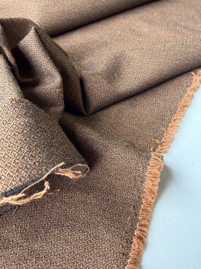 KALDEB 001 cognac coloured stretch fabric