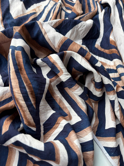 LULU 001 double border zig-zag print