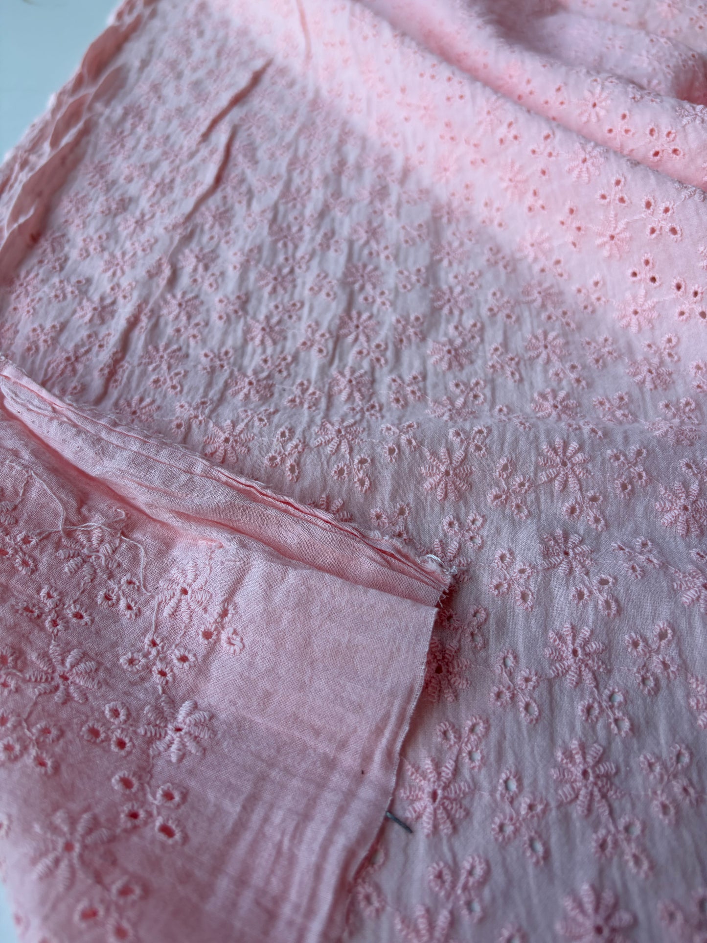 MARGE 017 broderie Anglaise dusty pink