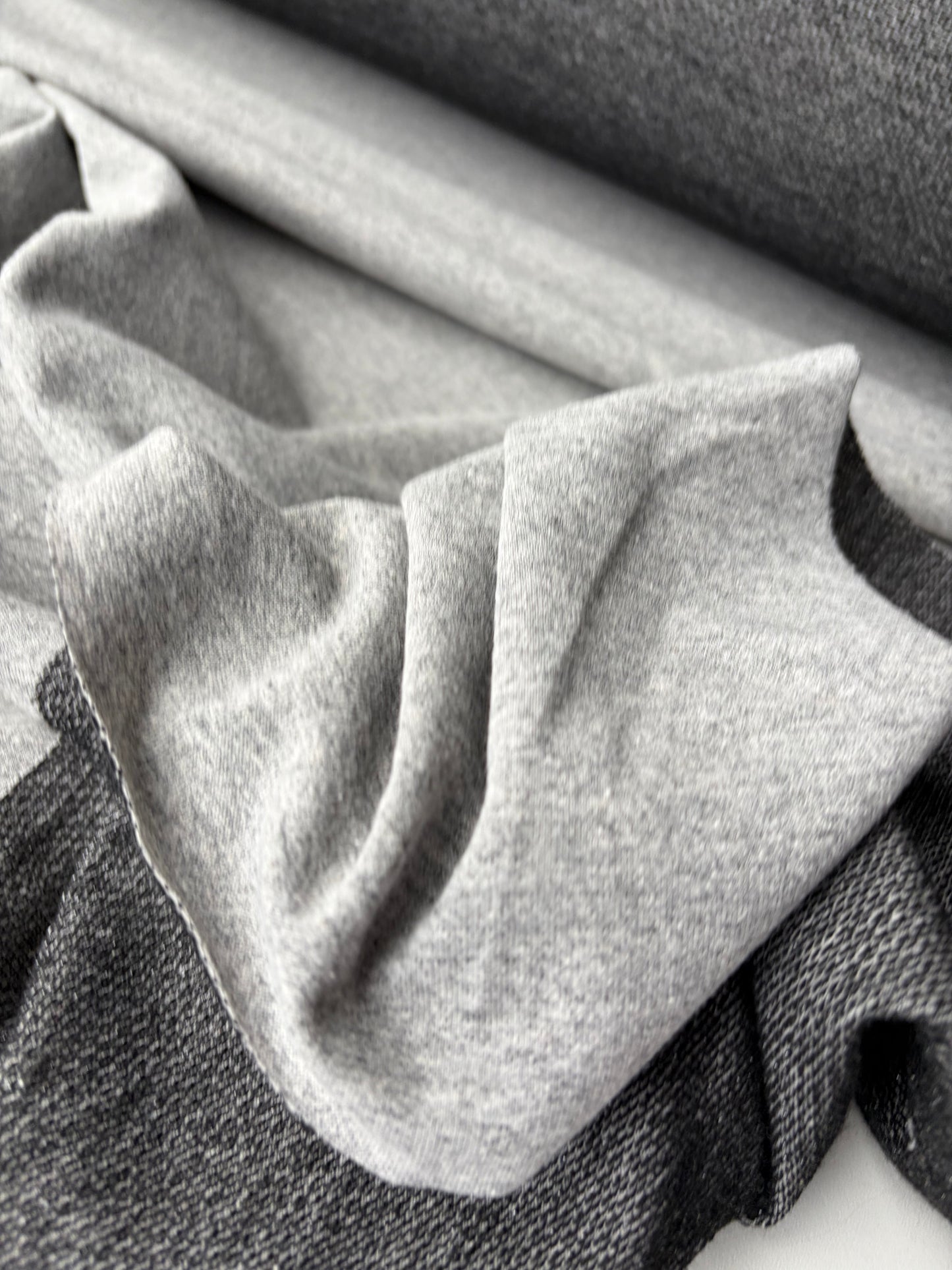 KALEB 009 french terry light grey with lurex