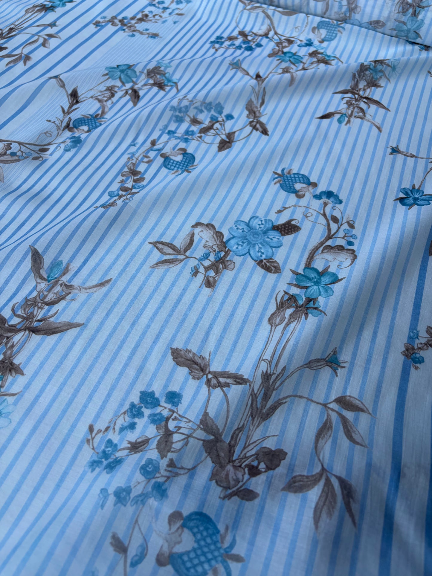 MARGE 021 cotton voile stripes and flowers blue