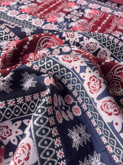 CELESTIN 027 shiny jacquard patchwork red/navy/silver