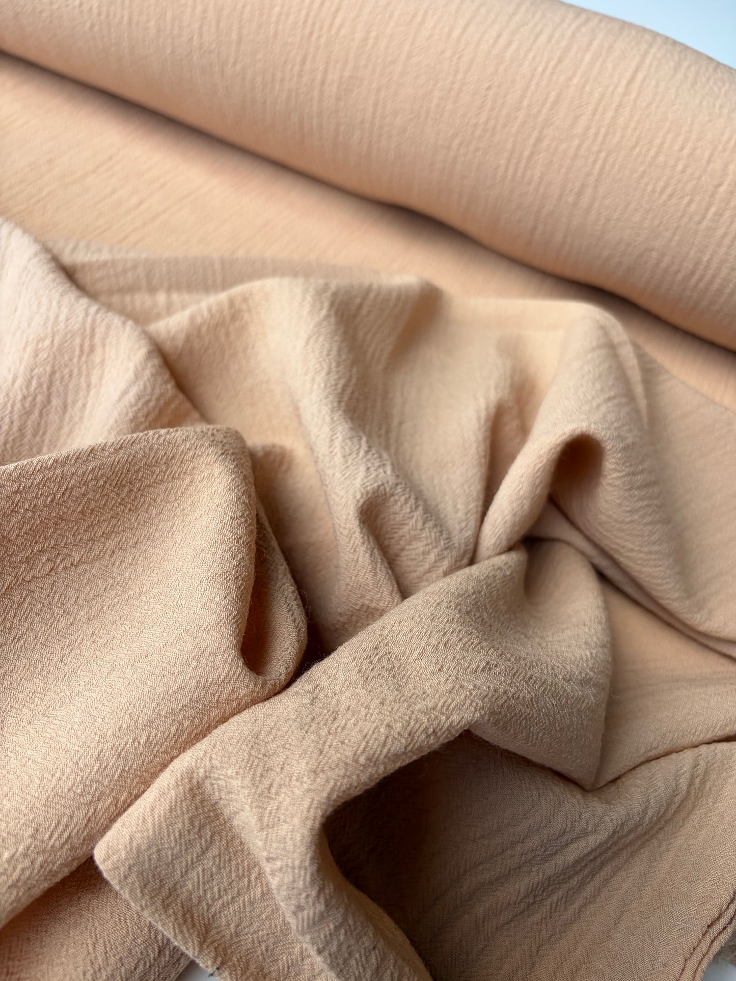 KALEB 014 sand coloured crinckled wool
