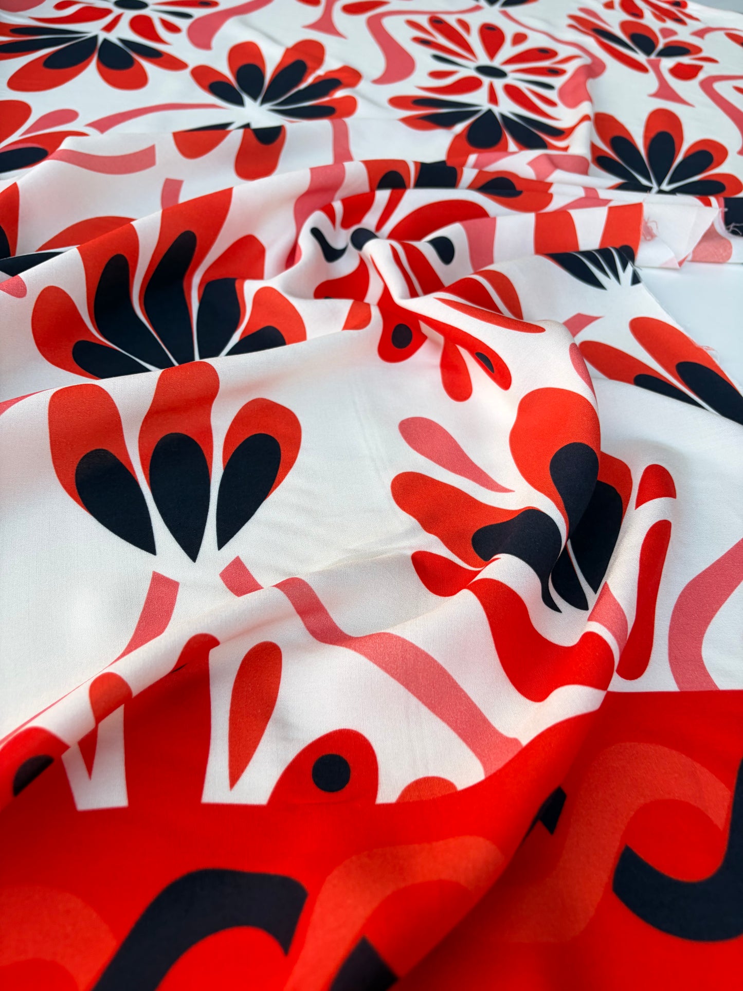MARGE 027 viscose single border print