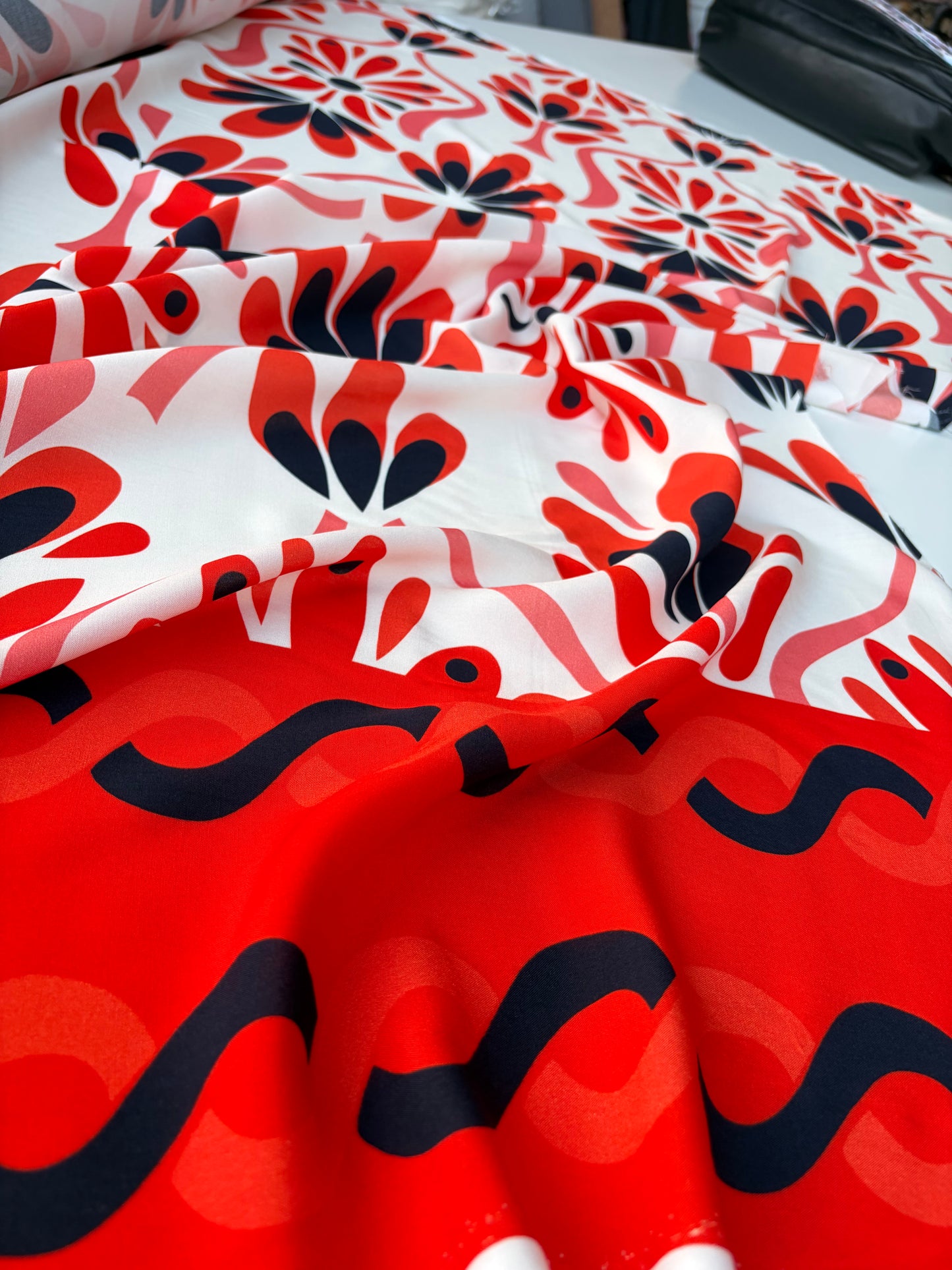 MARGE 027 viscose single border print