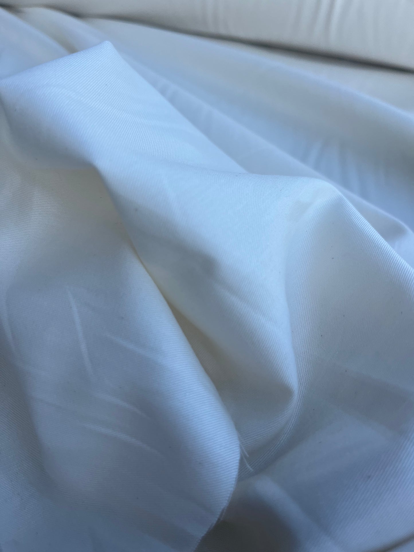 FLORA 003 heavy viscose twill ivory