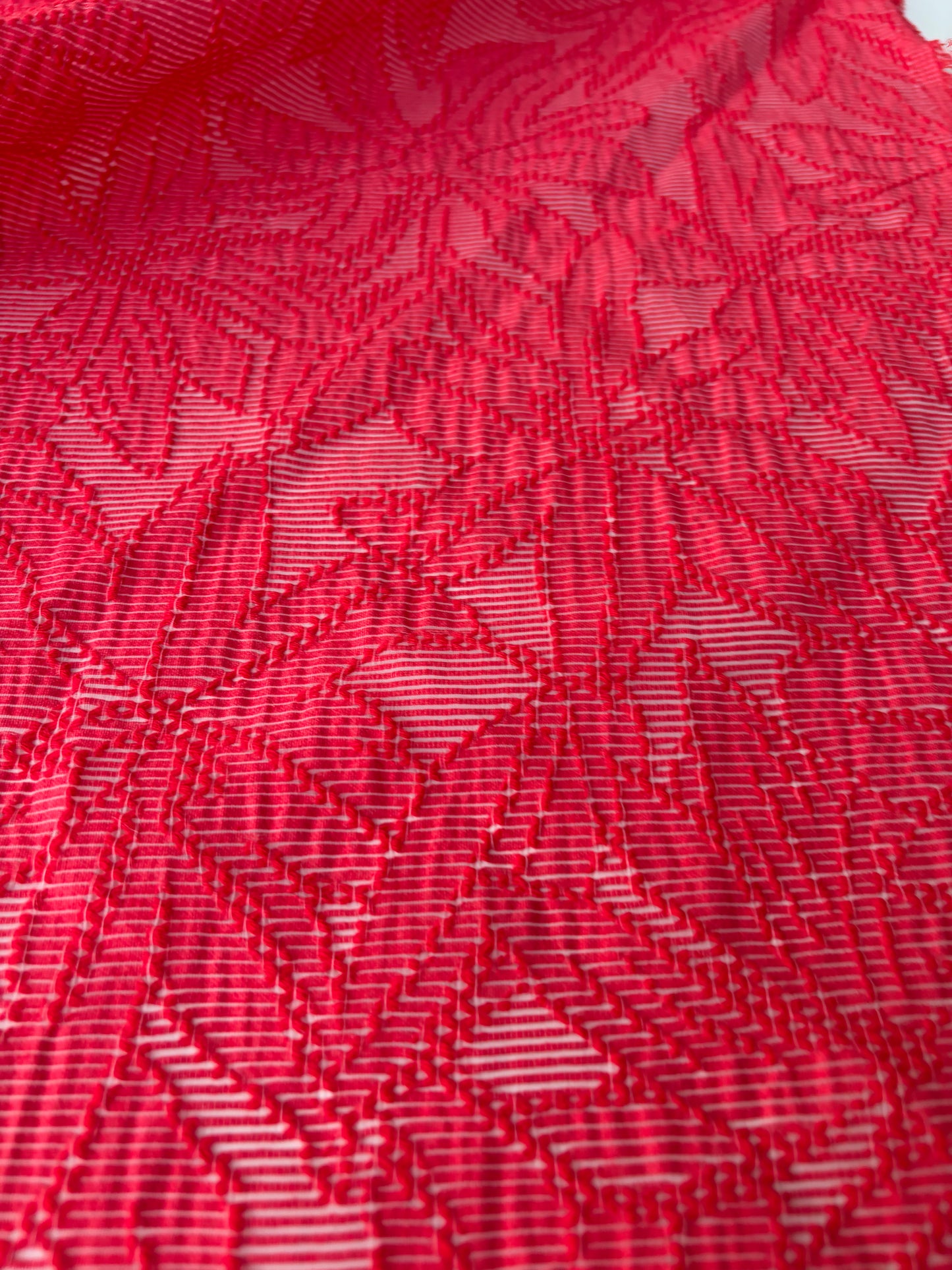 MARGE 030 cotton dévoré fabric red