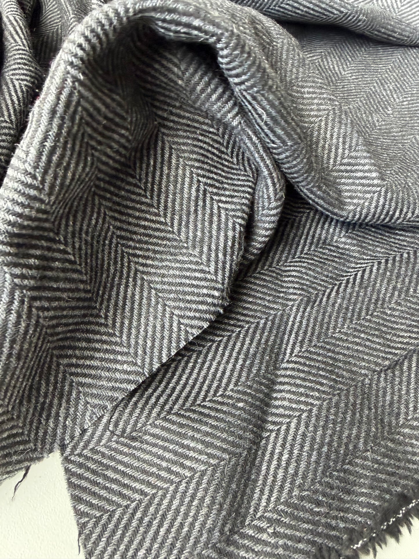 KALEB 019 heavy wool herringbone grey