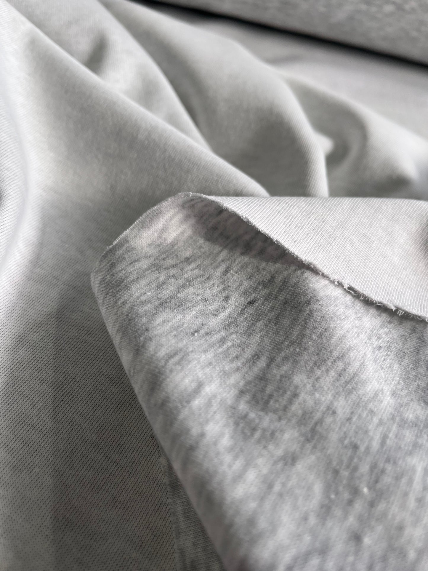 E01 Sweater double face silver/grey