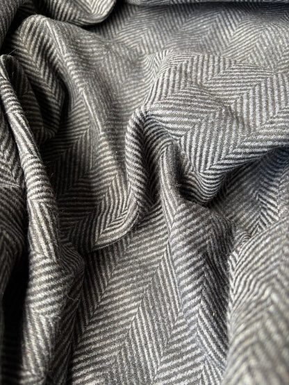 KALEB 019 heavy wool herringbone grey