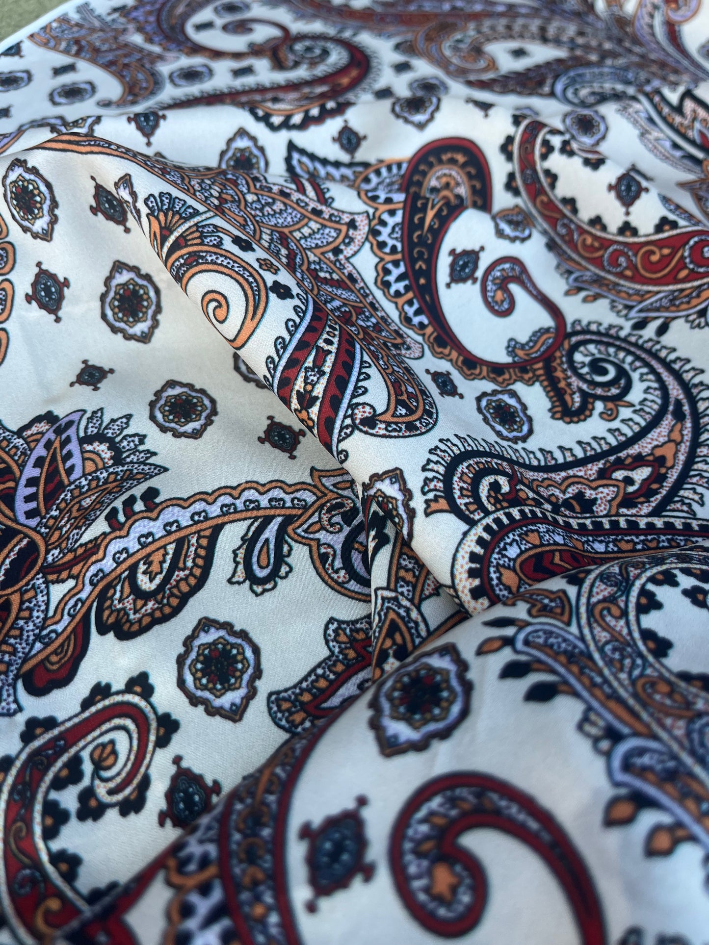 FLORA 004 viscose with cashemere print