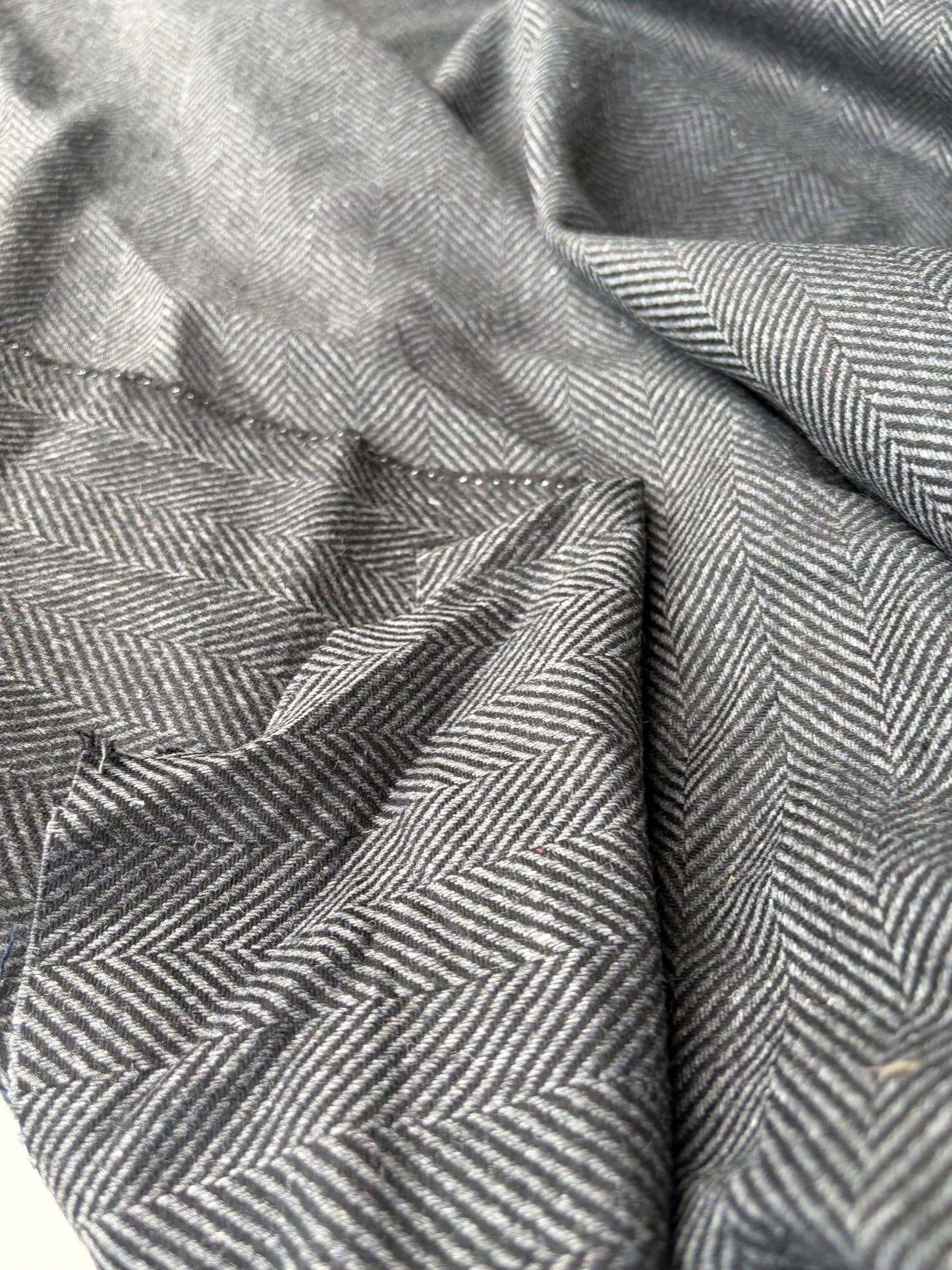 KALEB 019 heavy wool herringbone grey