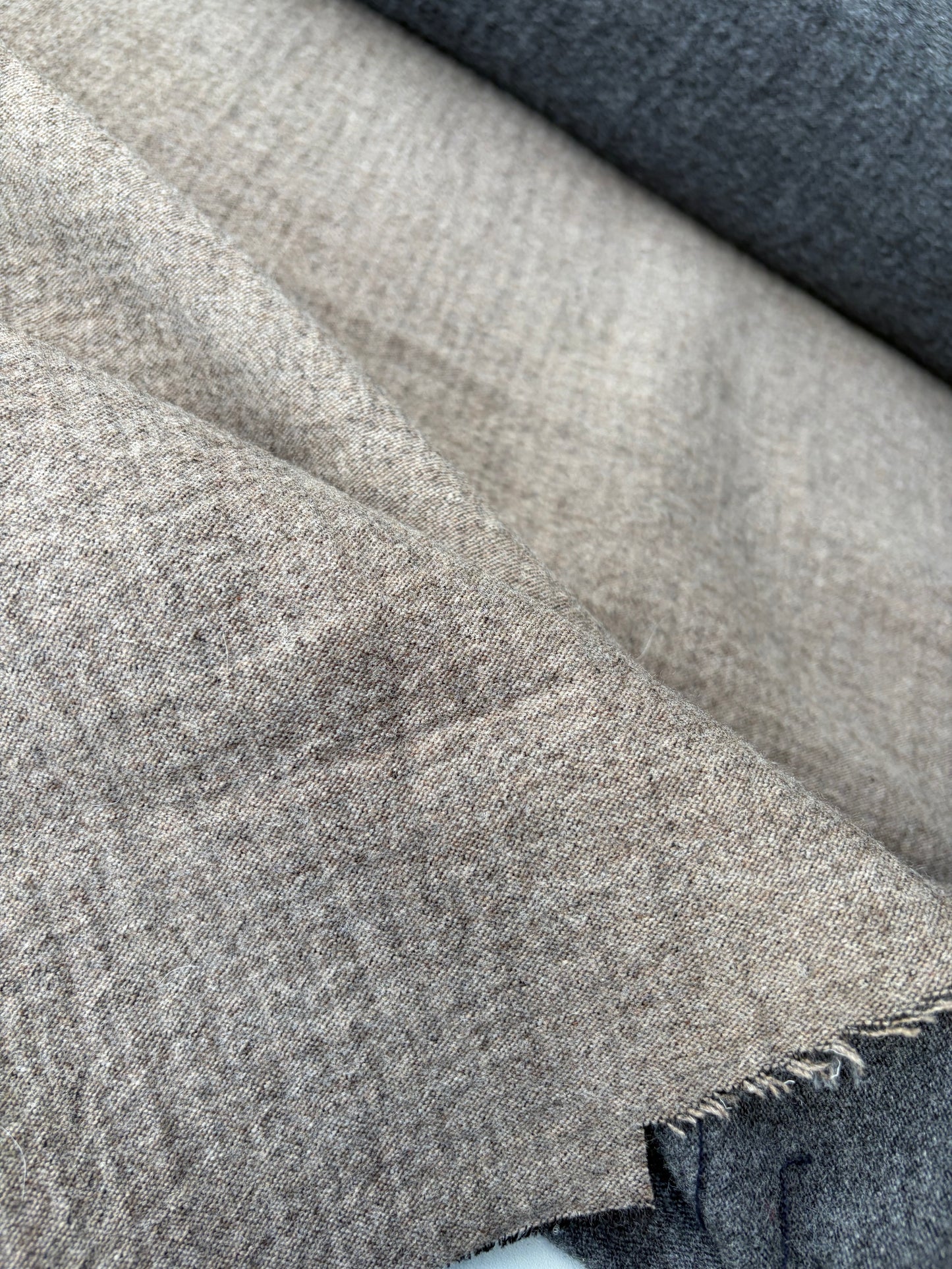 KALEB 021 grey/brown heavy wool double fabric
